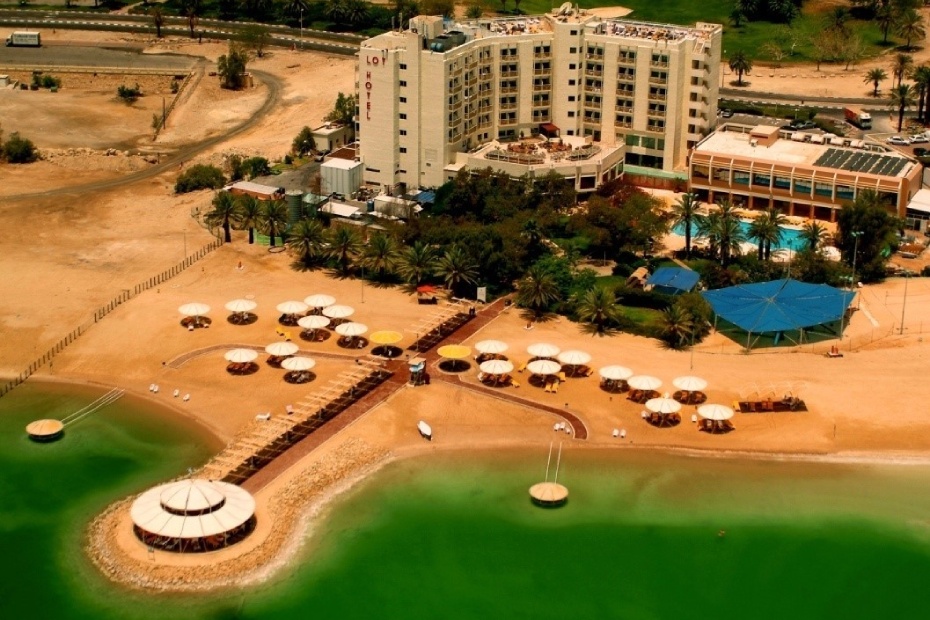 Lot Hotel - hospitality with care